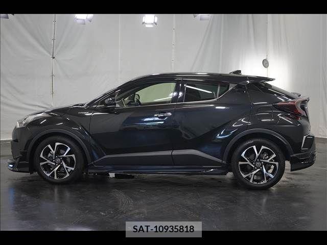 Toyota C-HR 2018-03 389968-14