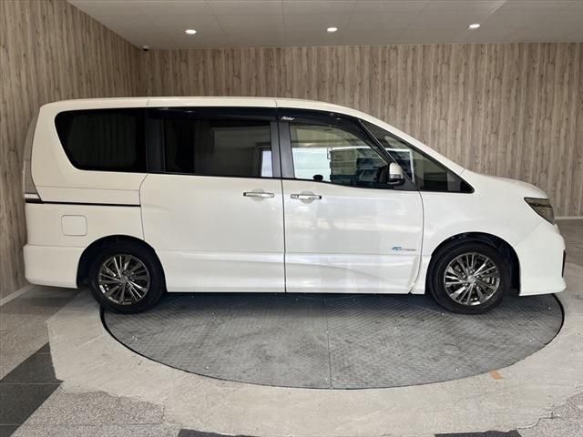 Nissan SERENA 2014-09 9061-3