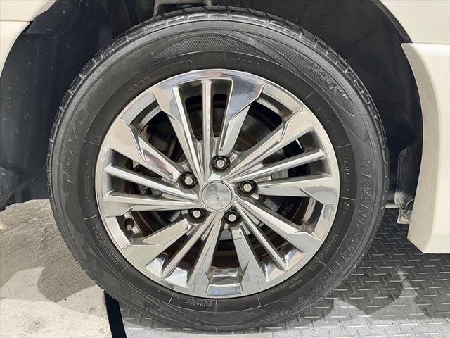 Nissan SERENA 2014-09 9061-17