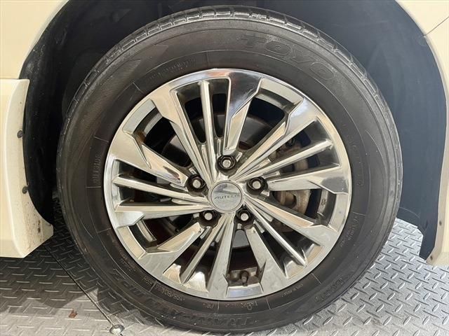 Nissan SERENA 2014-09 9061-16