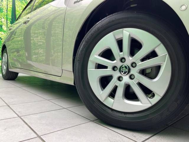 Toyota PRIUS 2017-03 186221-12