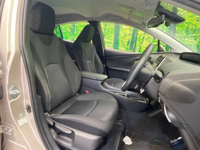 Toyota PRIUS 2017-03 186221-8