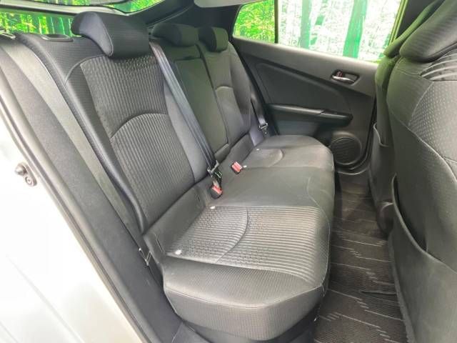 Toyota PRIUS 2017-03 186221-9