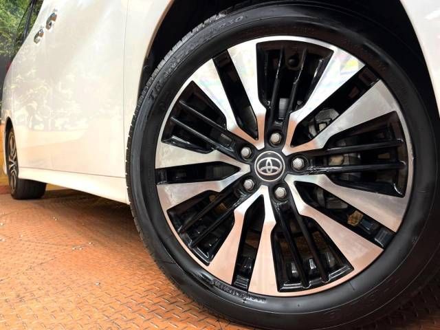 Toyota ALPHARD 2021-05 15554-14