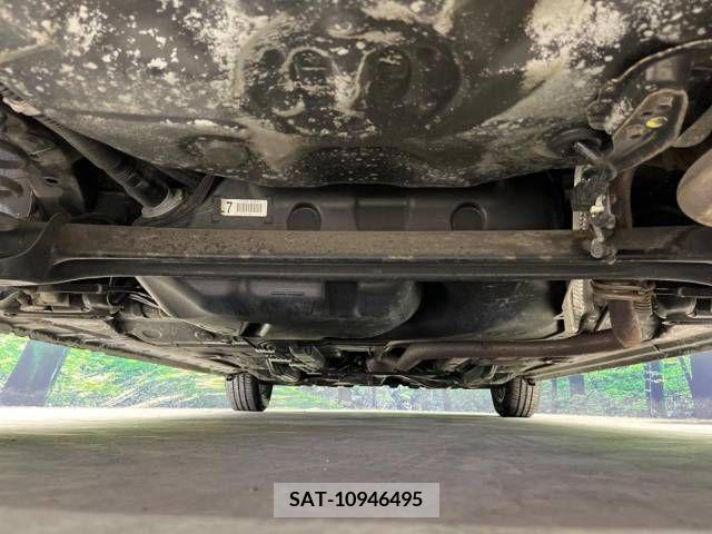 Toyota SPADE 2013-07 352070-19