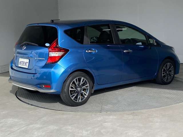 Nissan NOTE 2017-04 10063-10