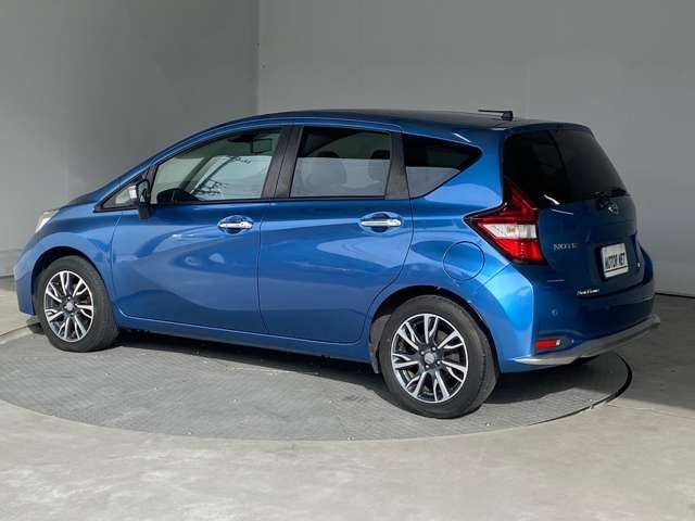 Nissan NOTE 2017-04 10063-12