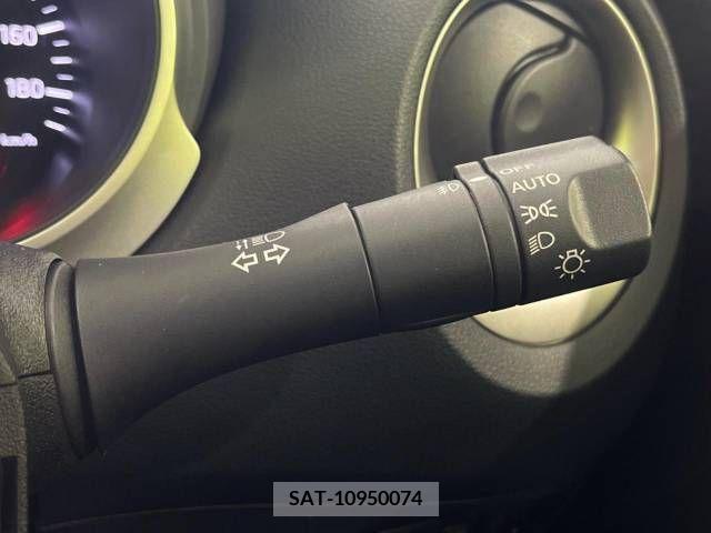 Nissan JUKE 2012-02 349847-6