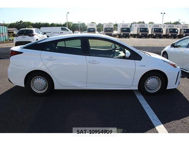 Toyota PRIUS 2019-03 386693-4