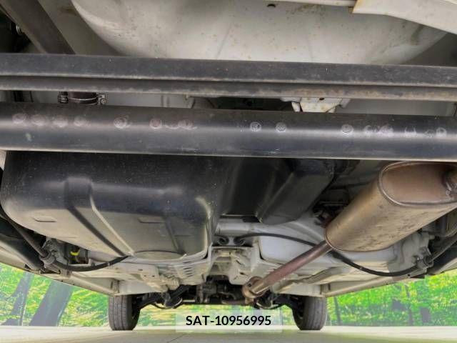 Nissan OTTI 2011-06 386528-19