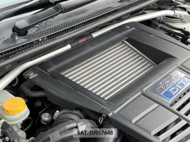Subaru LEVORG 2017-09 224055-4
