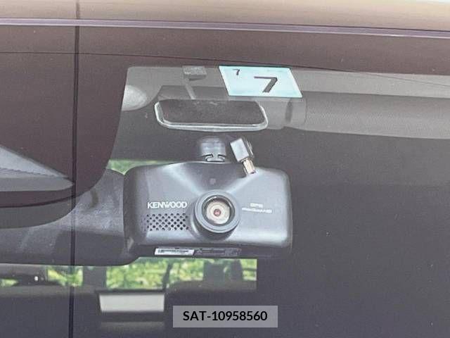 Honda VEZEL 2022-07 384512-6