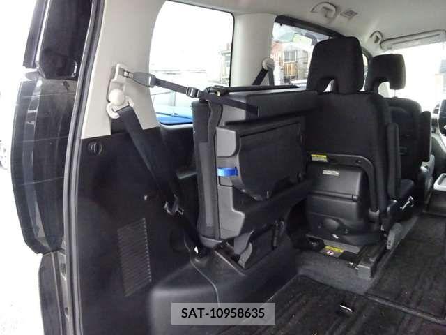 Nissan SERENA 2021-03 285199-8