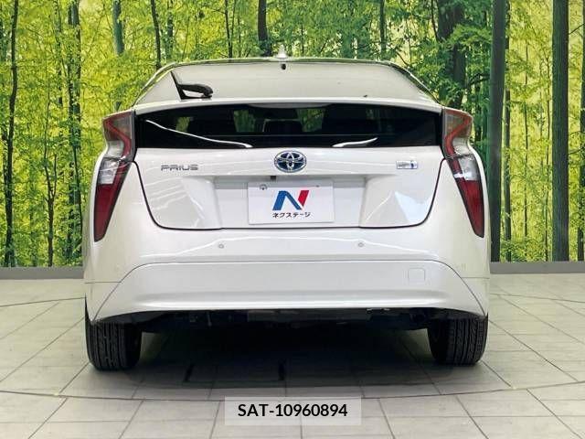 Toyota PRIUS 2017-12 282331-15