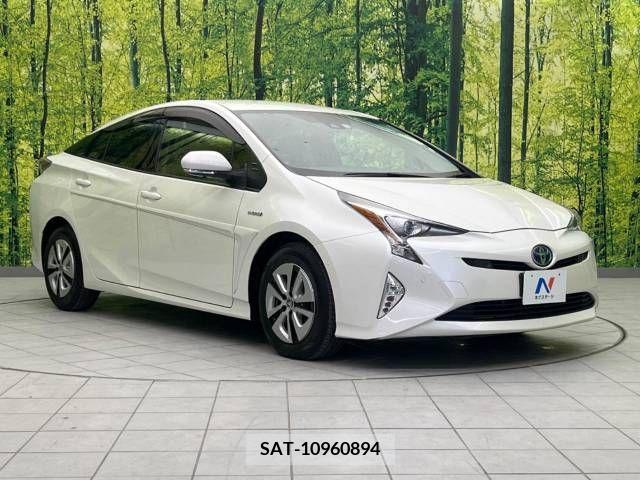 Toyota PRIUS 2017-12 282331-16