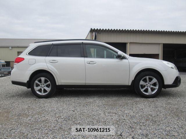 Subaru OUTBACK 2013-01 221372-4