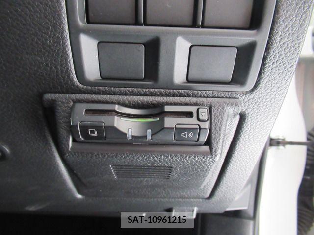 Subaru OUTBACK 2013-01 221372-18