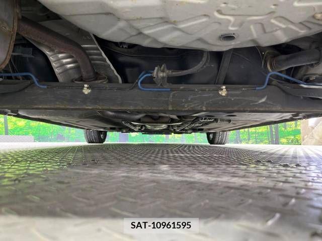 Nissan CUBE 2013-01 266277-19