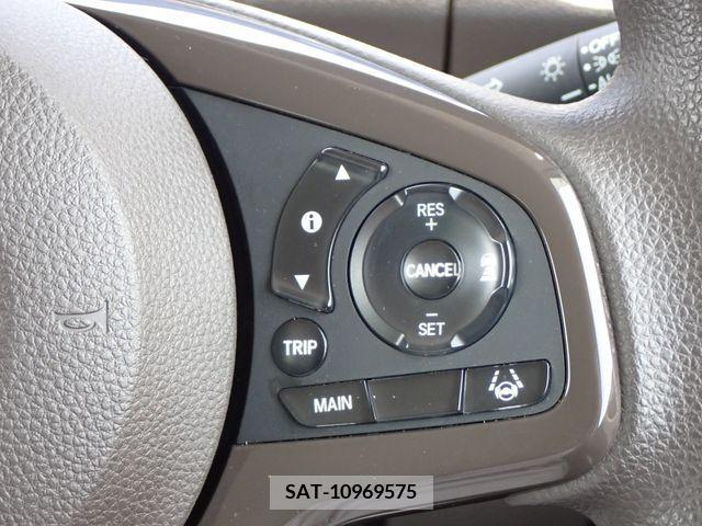 Honda N BOX 2021-05 334928-10