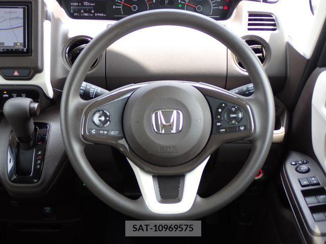 Honda N BOX 2021-05 334928-13