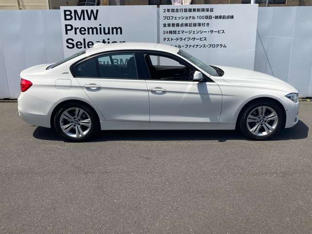 Bmw 3 SERIES 2017-08 22347-3