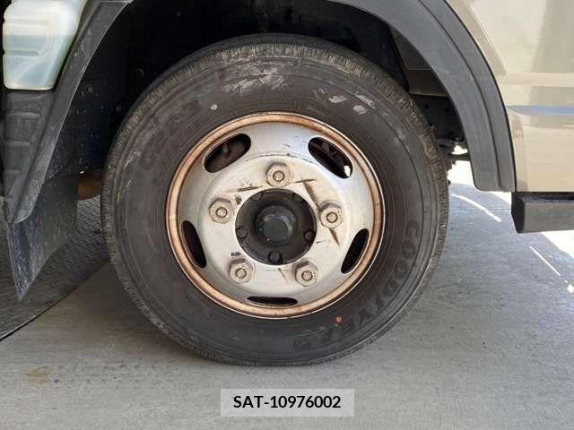Mitsubishi CANTER 2012-06 226257-15