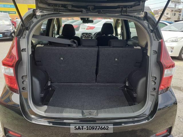 Nissan NOTE 2018-03 280139-17