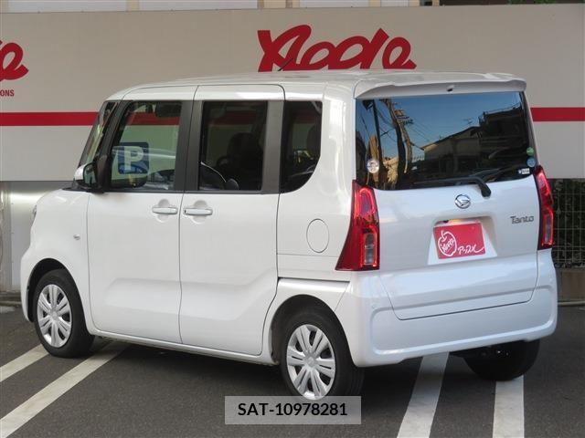 Daihatsu TANTO 2021-06 329880-2