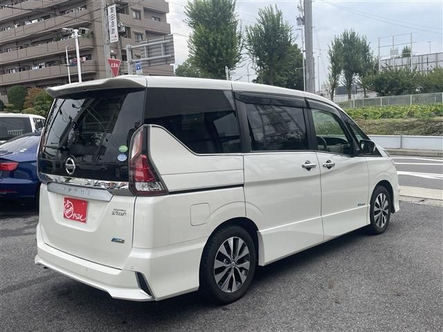 Nissan SERENA 2017-03 9763-2