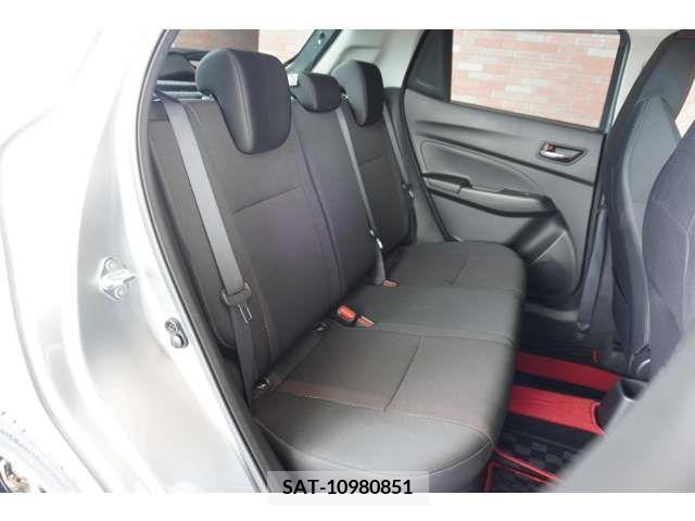 Suzuki SWIFT 2018-03 369005-7