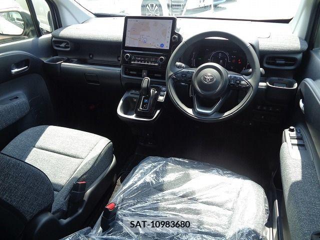 Toyota SIENTA 2024-07 368293-9