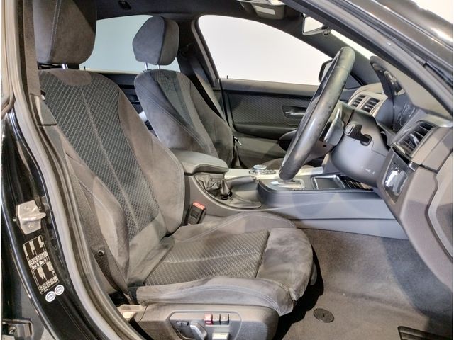 Bmw 4 SERIES 2015-12 8402-23