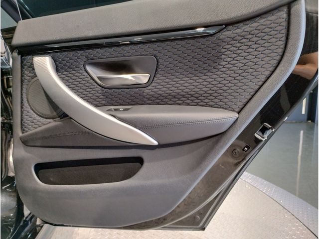 Bmw 4 SERIES 2015-12 8402-26