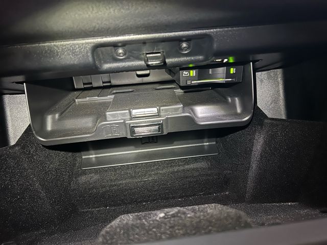 ROVER RANGE ROVER 2017-10 196627-21