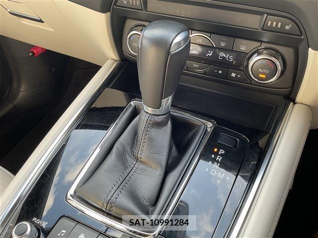 Mazda CX-8 2018-01 396268-10