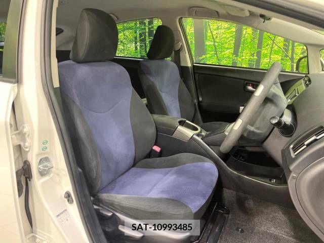 Toyota PRIUS 2012-07 322031-8
