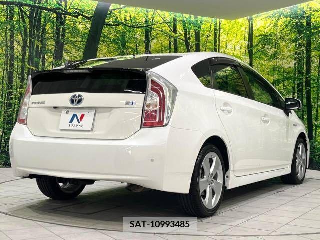 Toyota PRIUS 2012-07 322031-17