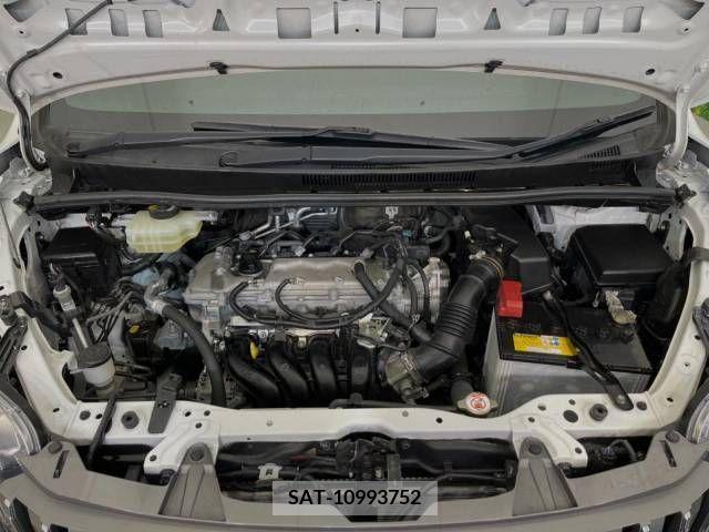 Toyota ESQUIRE 2019-03 217114-19