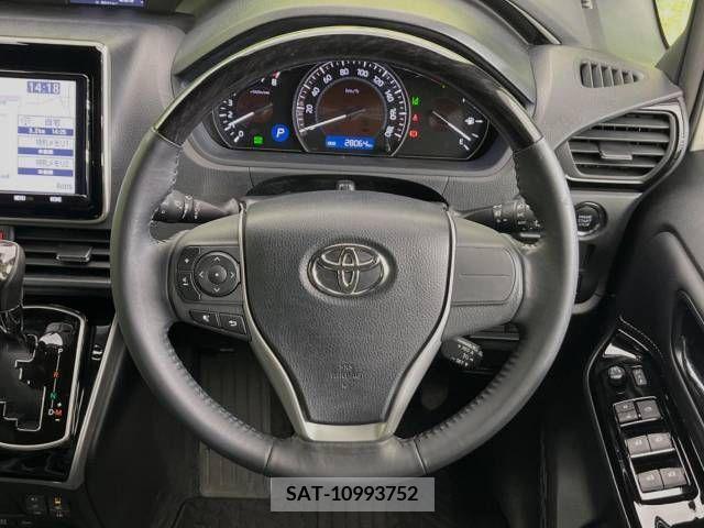 Toyota ESQUIRE 2019-03 217114-12