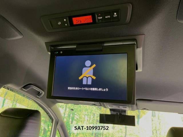 Toyota ESQUIRE 2019-03 217114-4