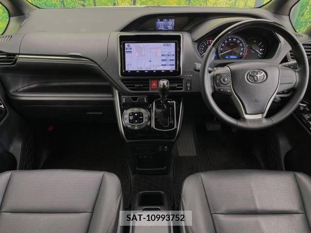 Toyota ESQUIRE 2019-03 217114-1