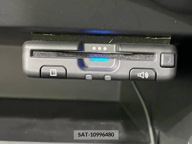 Nissan NOTE 2020-04 365389-6