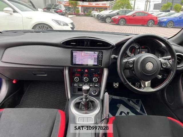 Toyota 86 2017-04 263181-1
