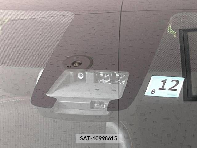 Toyota SIENTA 2017-12 368143-6
