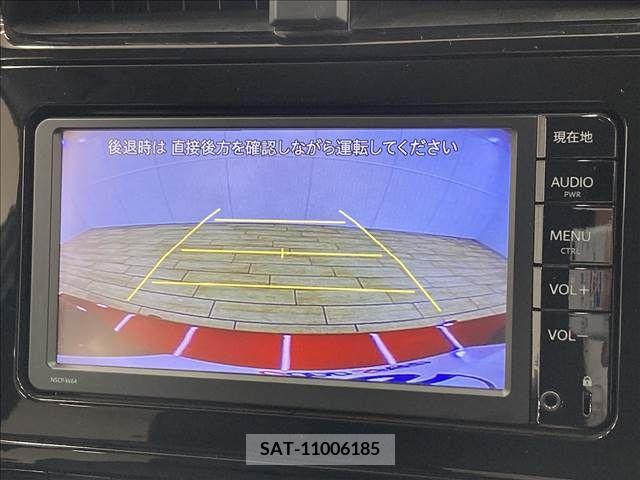 Toyota PRIUS 2016-08 211436-4