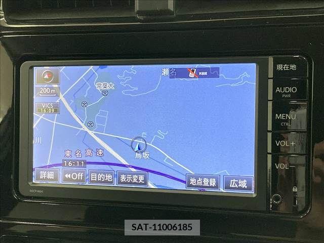 Toyota PRIUS 2016-08 211436-3