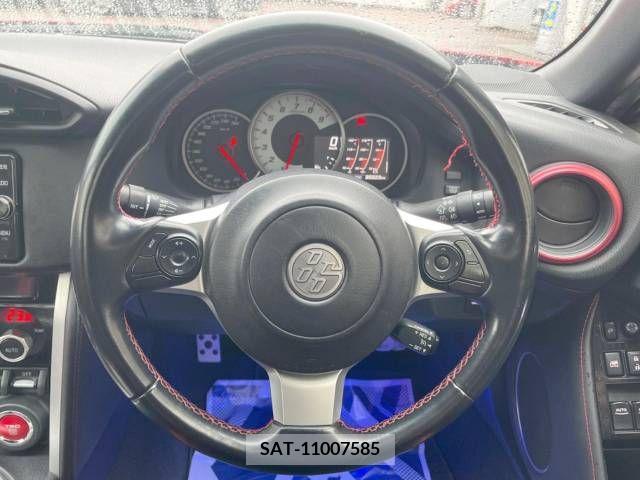 Toyota 86 2017-06 340873-11