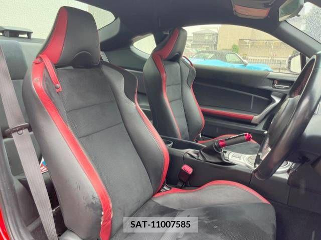 Toyota 86 2017-06 340873-8