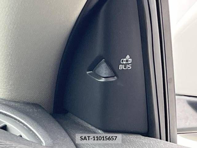 Volvo V40 2017-07 387310-8