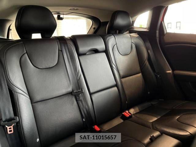 Volvo V40 2017-07 387310-12